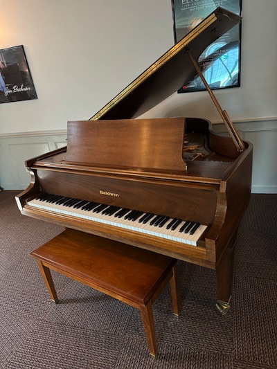 Baldwin R 5'8'' Grand Piano - Satin Walnut